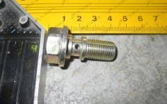 Болт обратно-топливной трубки (Euro 3) 90003962621