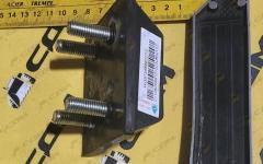 Подушка задней рессоры мост AC16 HOWO WG9725520727