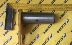 Палец крепления цилиндра ковша к раме D=60 L=170 CDM833 LG30F.10l.04