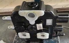 Гидрораспределитель управления ковшом LG833B